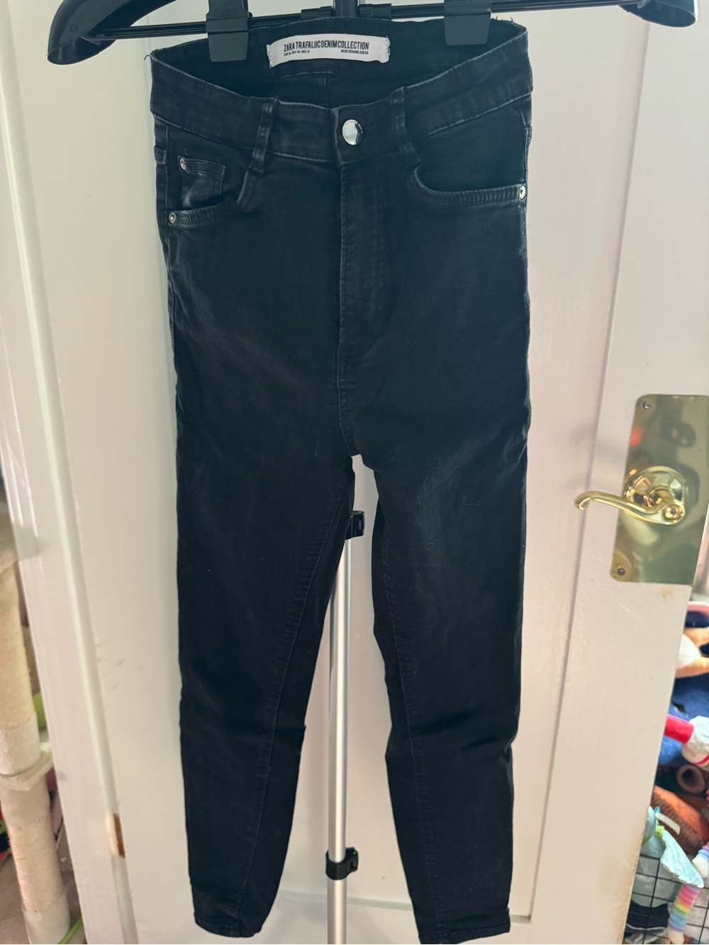 High-Rise Black Women’s Skinny Jeans